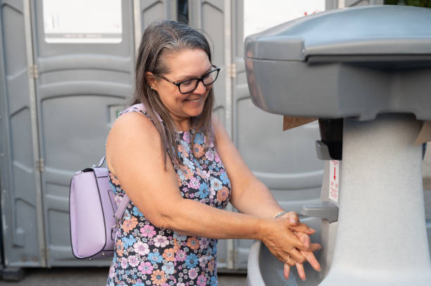 Best Restroom trailer rental cost  in Edburgh, IN